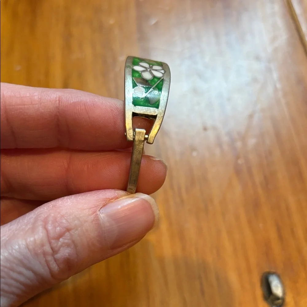 Child's Fancy Floral Inlay Bracelet Emerald Floral